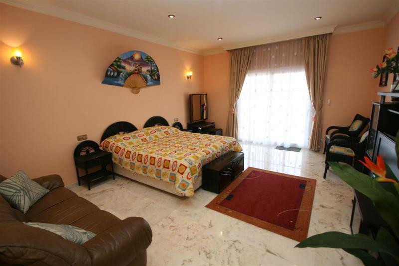 8 Bed, 11 Bath, HouseFor Sale, Torrequebrada, Malaga