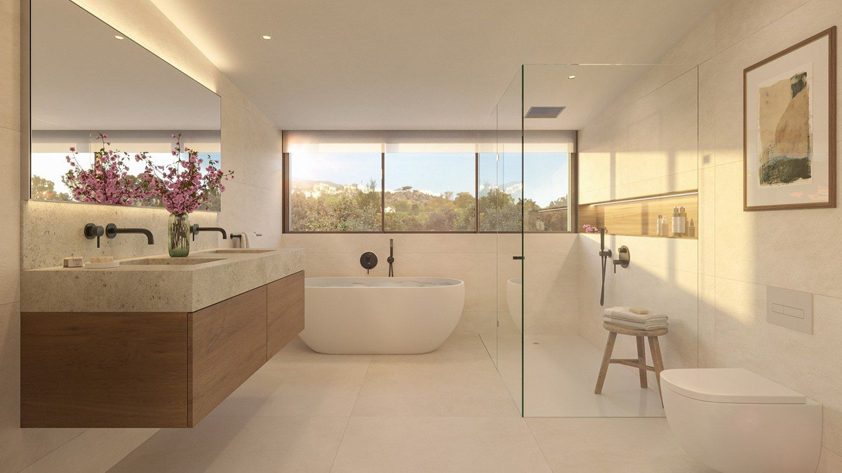 3 Bed, 2 Bath, ApartmentFor Sale, Benalmadena Costa, Malaga