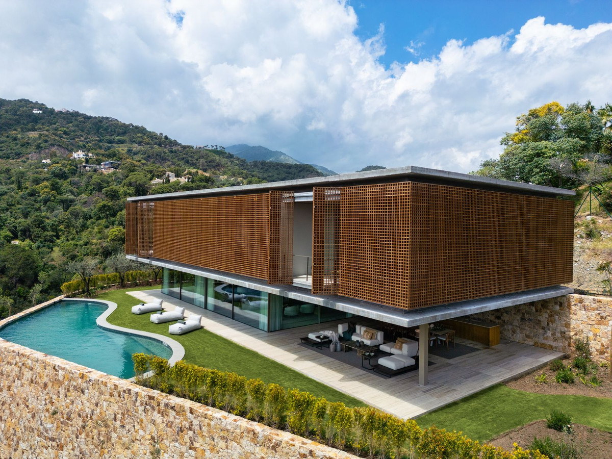 7 Bed, 8 Bath, HouseFor Sale, El Madroñal, Malaga