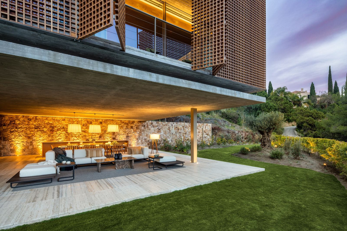 7 Bed, 8 Bath, HouseFor Sale, El Madroñal, Malaga