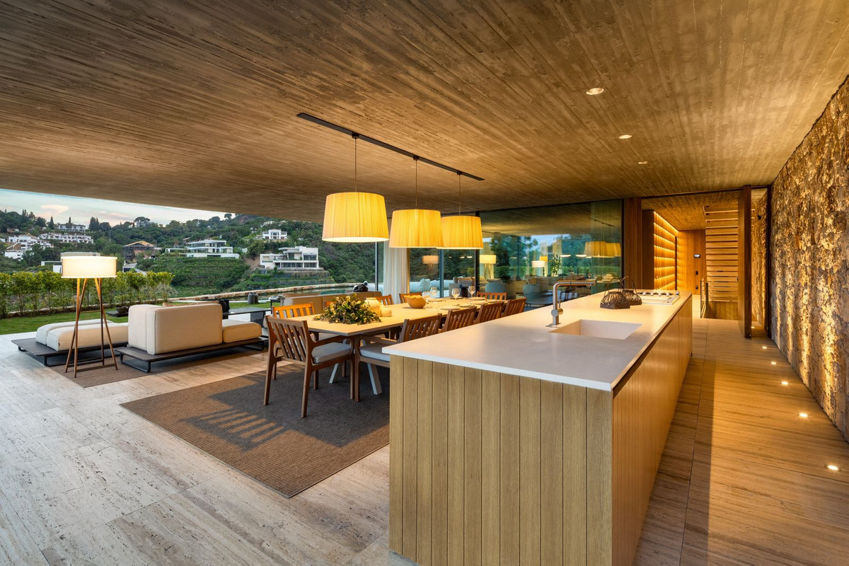 7 Bed, 8 Bath, HouseFor Sale, El Madroñal, Malaga