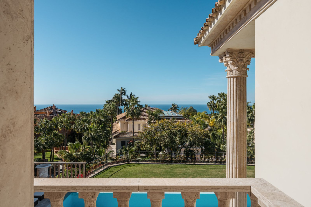 7 Bed, 7 Bath, HouseFor Sale, Sierra Blanca, Malaga