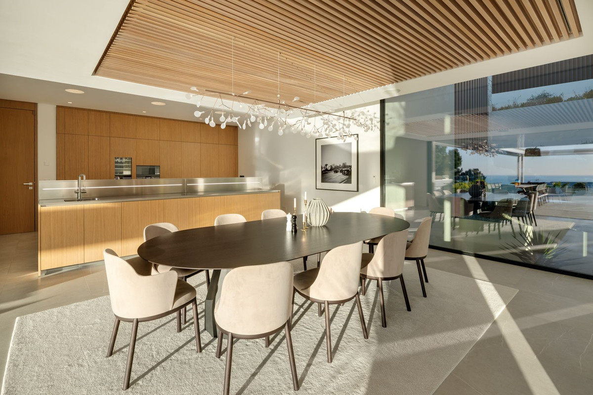 8 Bed, 8 Bath, HouseFor Sale, El Madroñal, Malaga