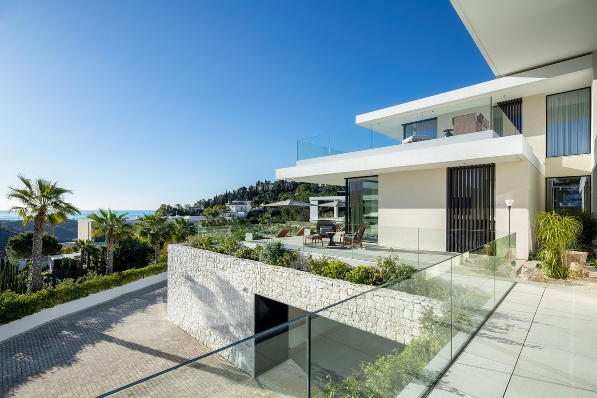 8 Bed, 8 Bath, HouseFor Sale, El Madroñal, Malaga