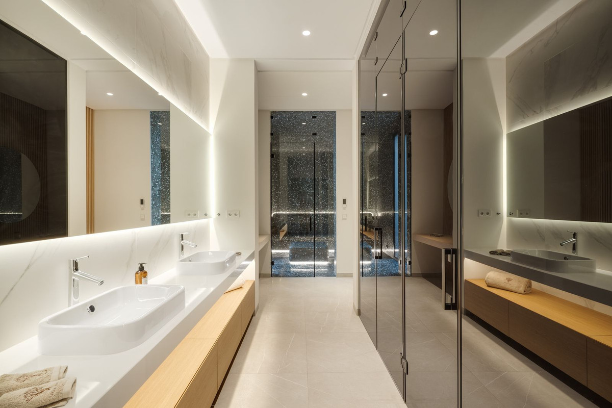 8 Bed, 8 Bath, HouseFor Sale, El Madroñal, Malaga