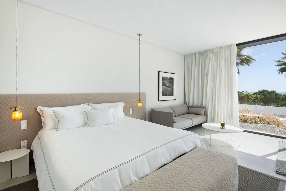 8 Bed, 8 Bath, HouseFor Sale, El Madroñal, Malaga