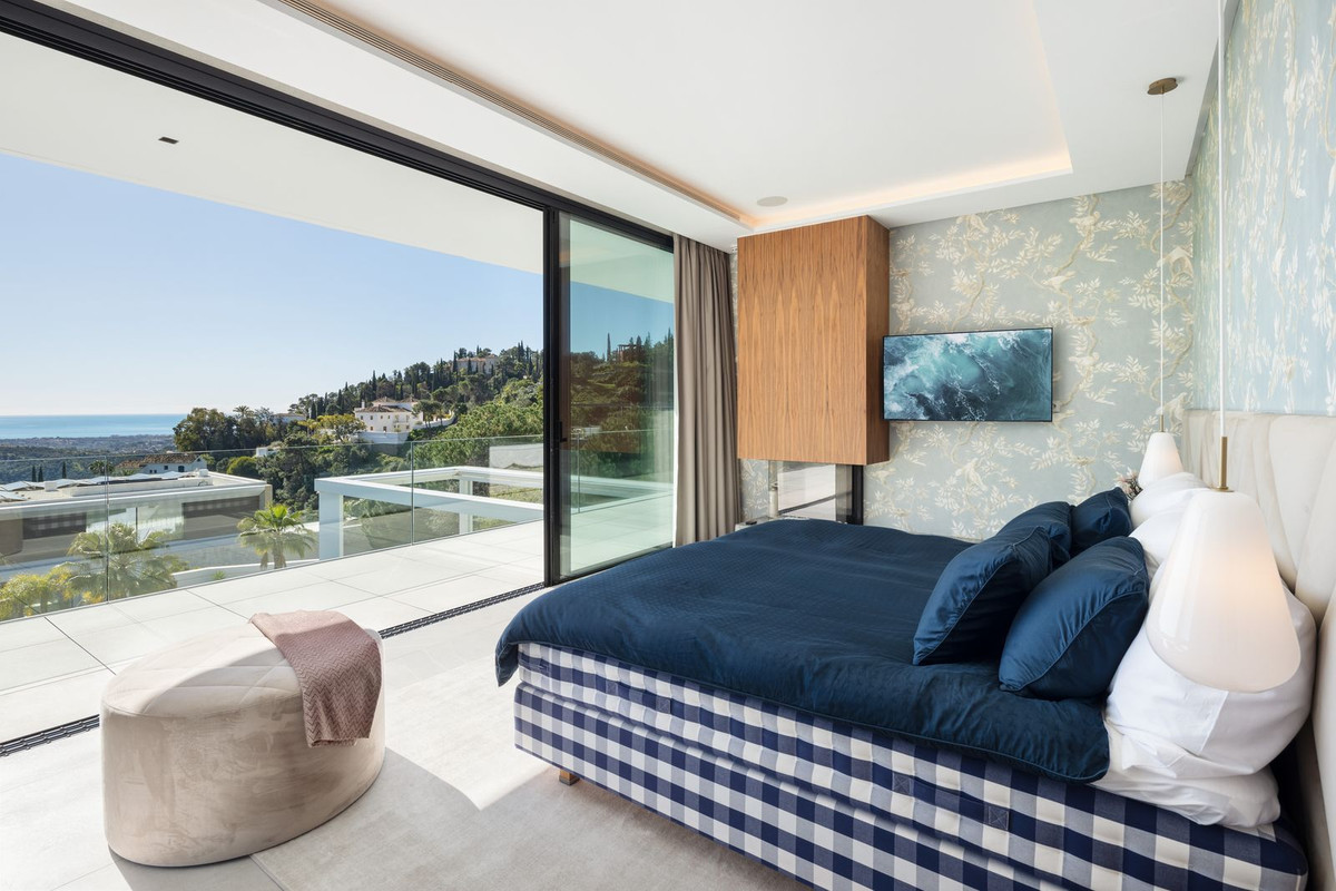 8 Bed, 8 Bath, HouseFor Sale, El Madroñal, Malaga