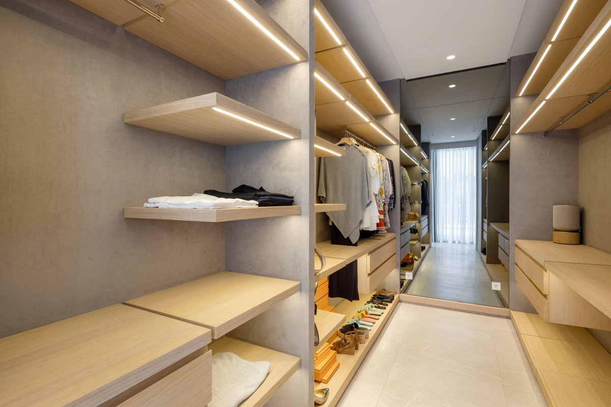 8 Bed, 8 Bath, HouseFor Sale, El Madroñal, Malaga