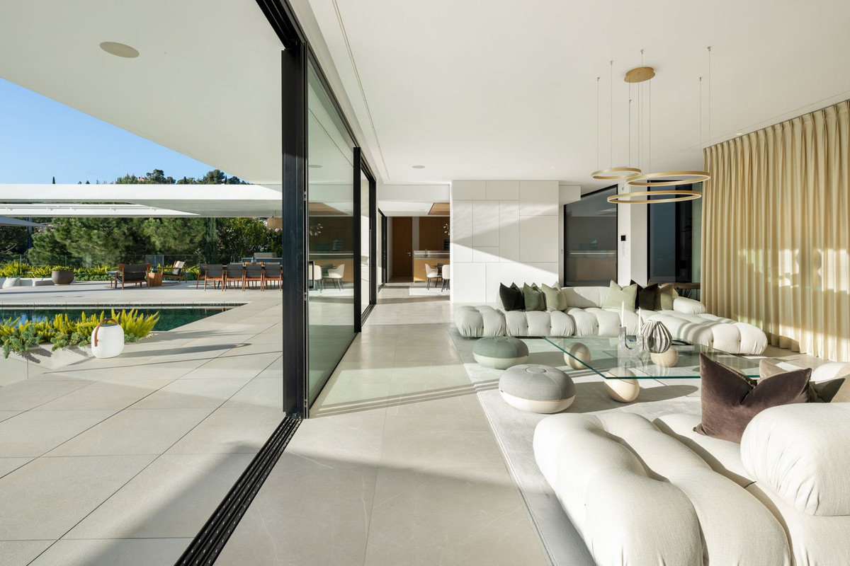 8 Bed, 8 Bath, HouseFor Sale, El Madroñal, Malaga