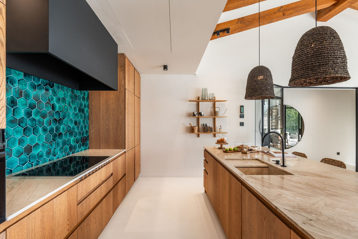 5 Bed, 7 Bath, HouseFor Sale, Nueva Andalucia, Malaga