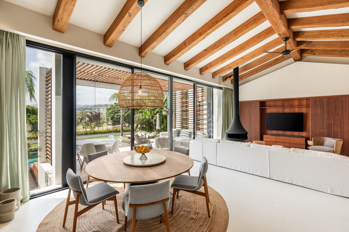 5 Bed, 7 Bath, HouseFor Sale, Nueva Andalucia, Malaga