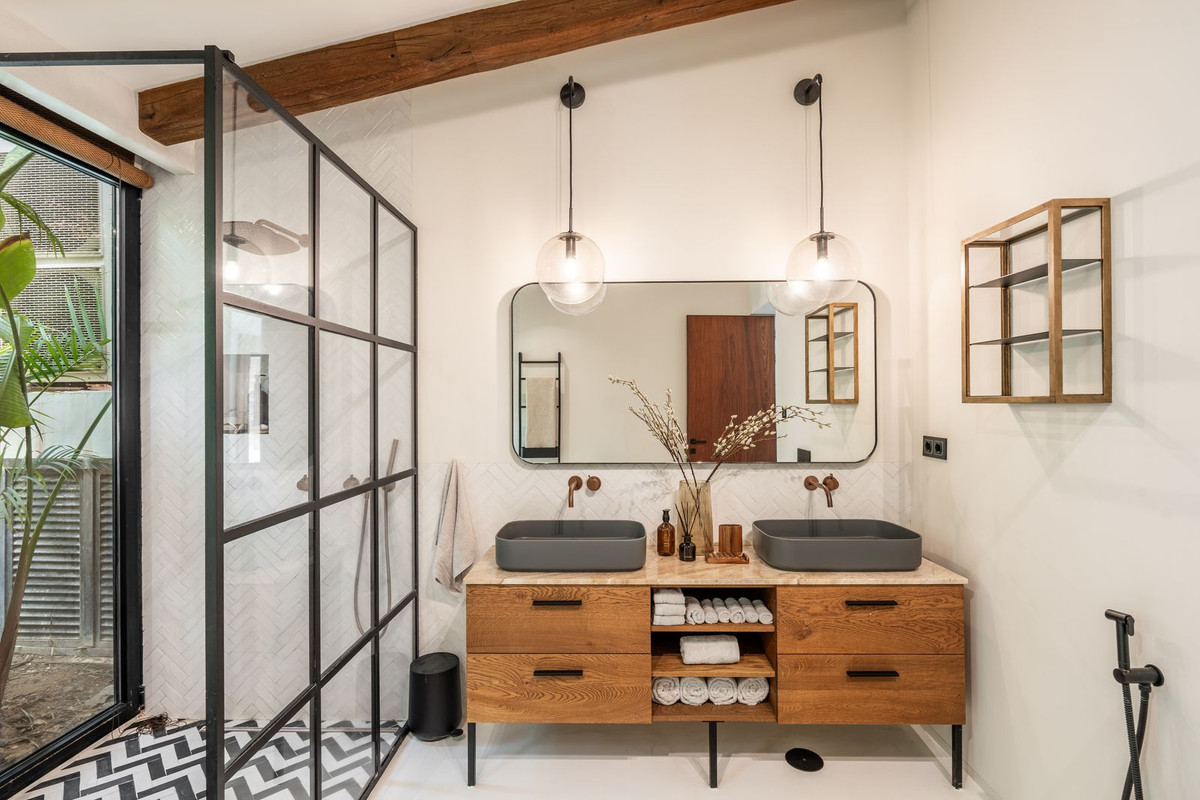 5 Bed, 7 Bath, HouseFor Sale, Nueva Andalucia, Malaga