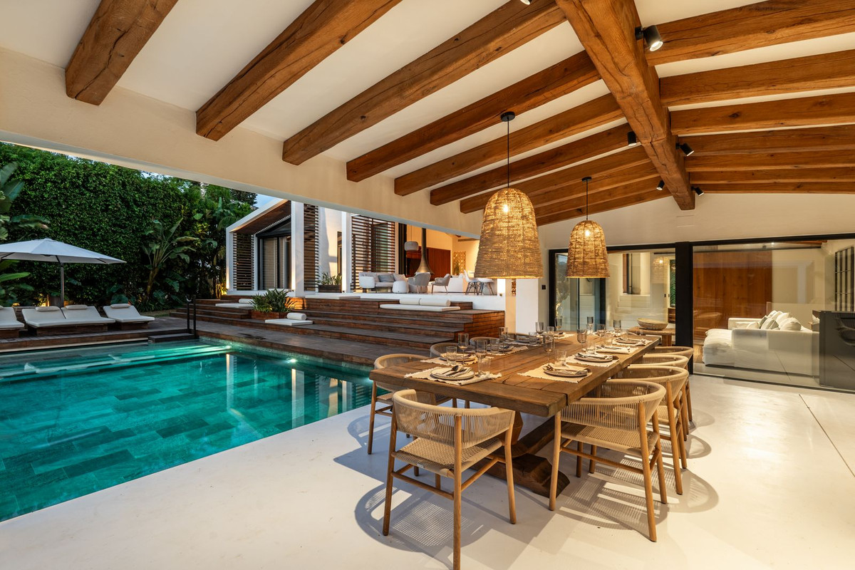 5 Bed, 7 Bath, HouseFor Sale, Nueva Andalucia, Malaga