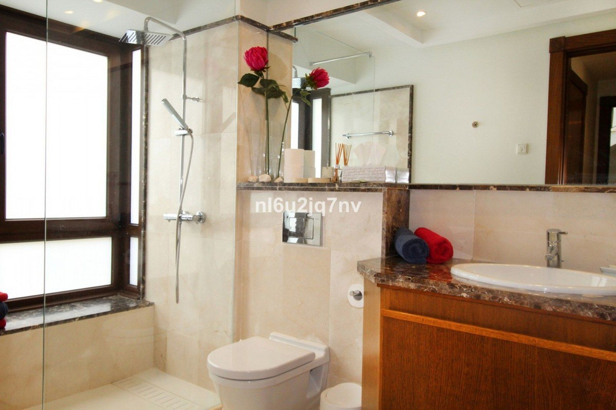 5 Bed, 5 Bath, HouseFor Sale, Benahavis, Malaga