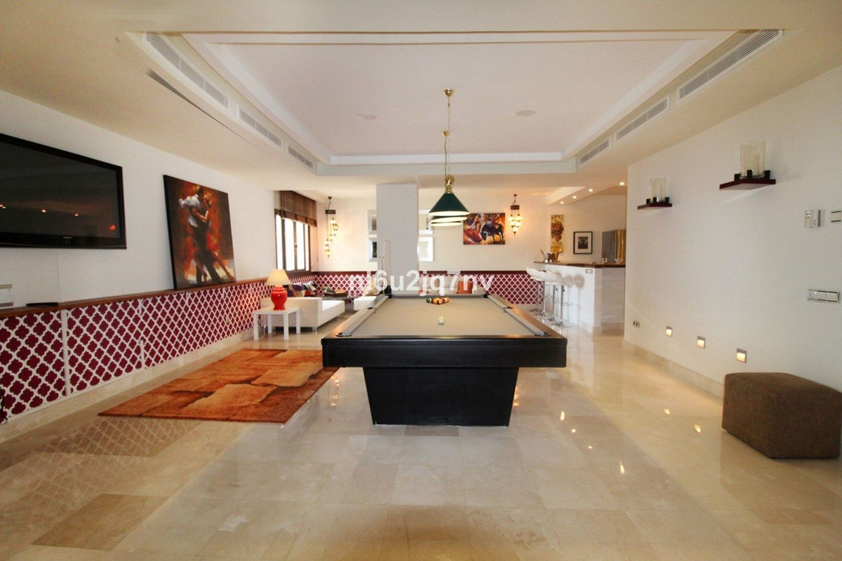 5 Bed, 5 Bath, HouseFor Sale, Benahavis, Malaga