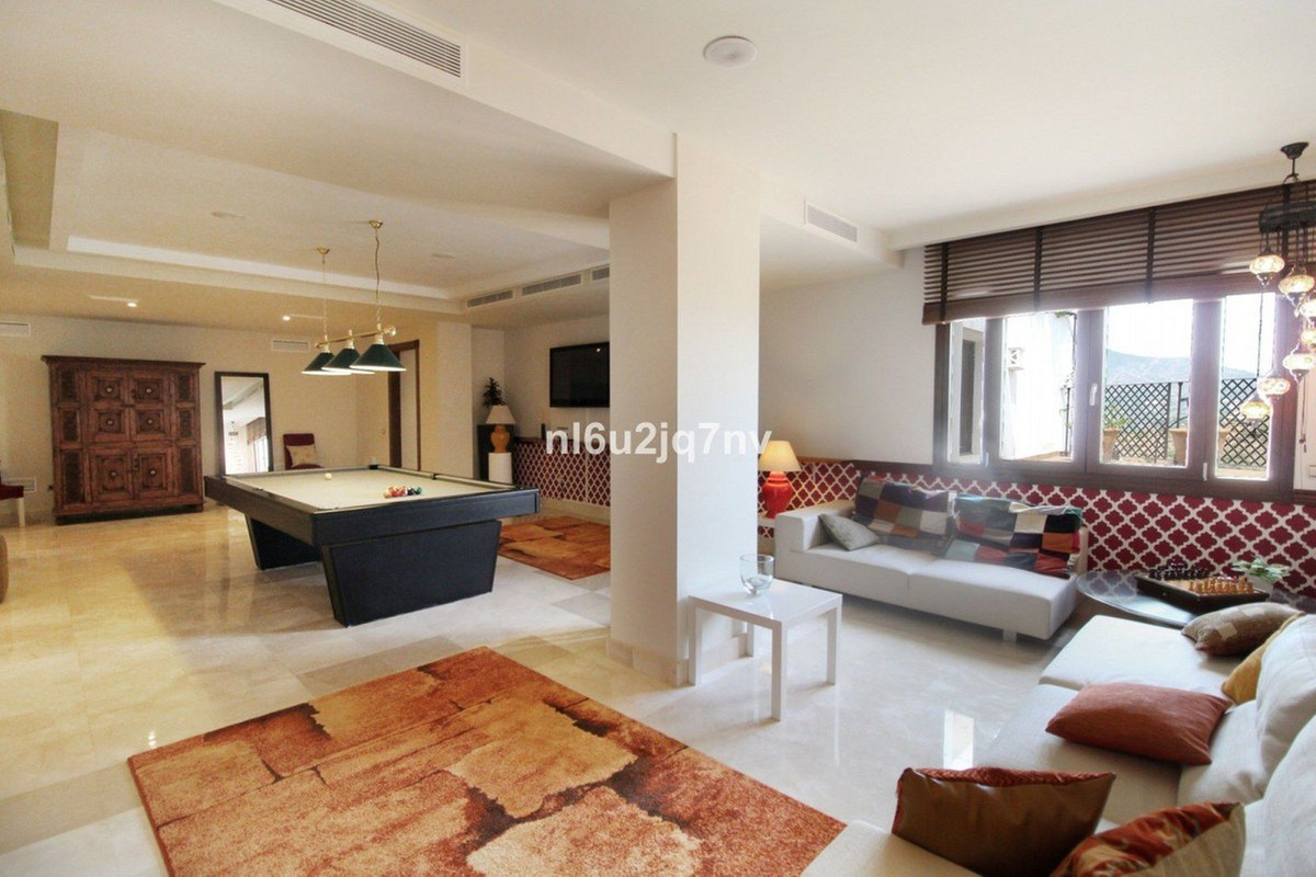5 Bed, 5 Bath, HouseFor Sale, Benahavis, Malaga