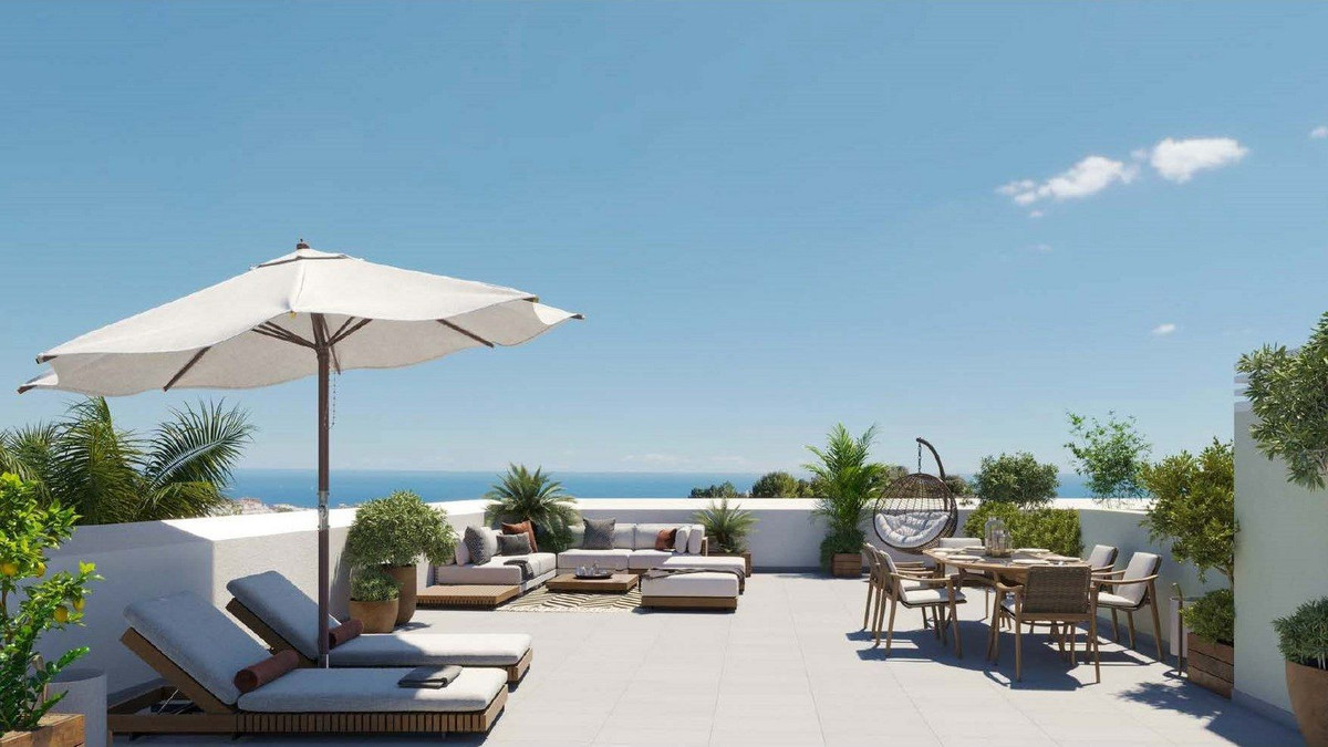 3 Bed, 2 Bath, ApartmentFor Sale, Fuengirola, Malaga