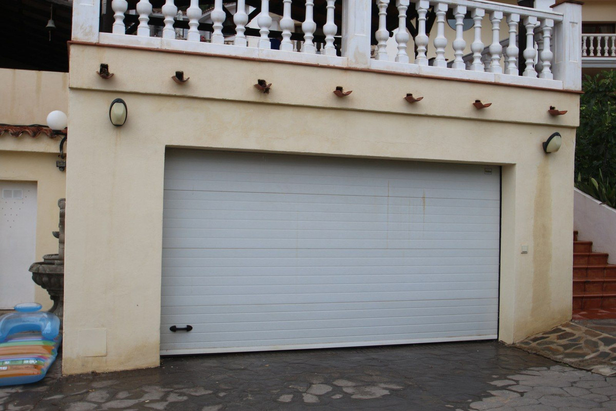 10 Bed, 10 Bath, HouseFor Sale, Benalmadena Pueblo, Malaga