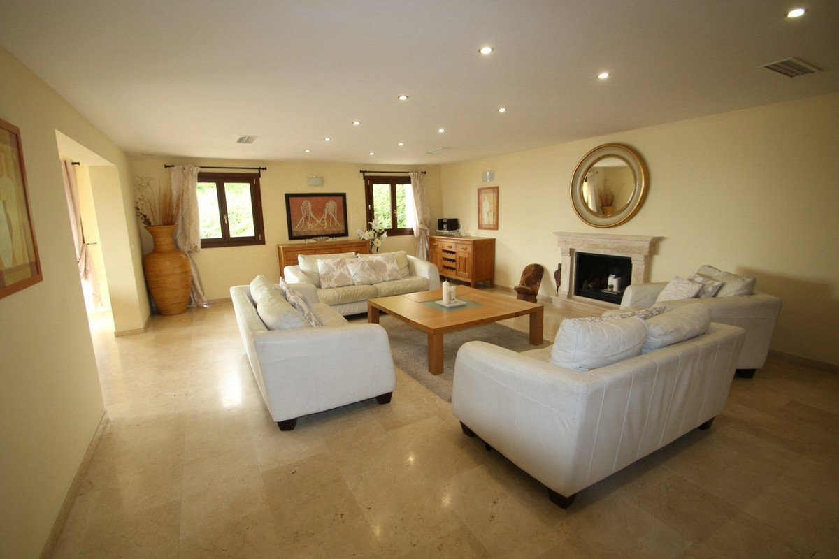 10 Bed, 10 Bath, HouseFor Sale, Benalmadena Pueblo, Malaga