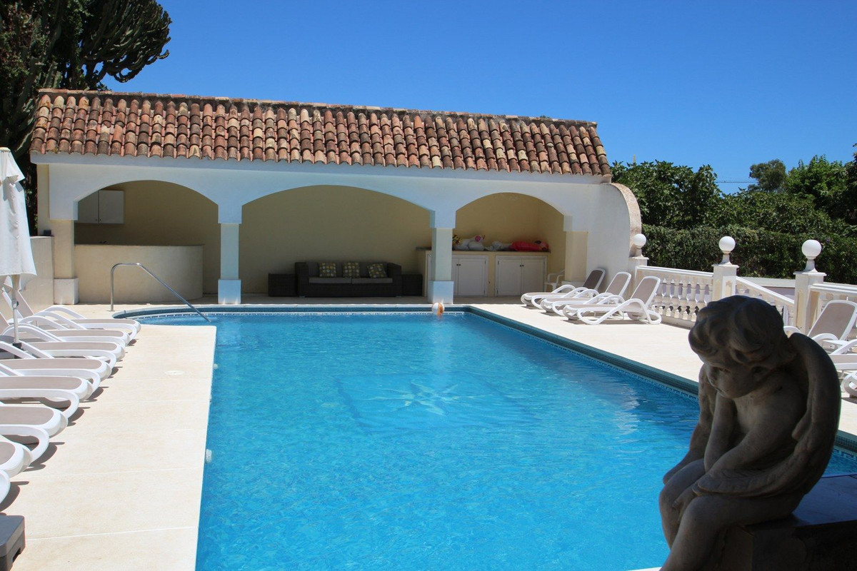 10 Bed, 10 Bath, HouseFor Sale, Benalmadena Pueblo, Malaga