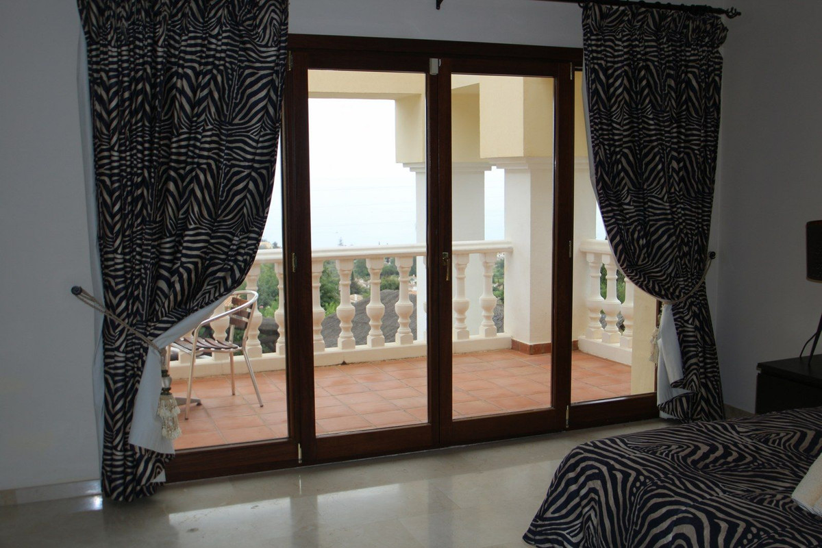 10 Bed, 10 Bath, HouseFor Sale, Benalmadena Pueblo, Malaga