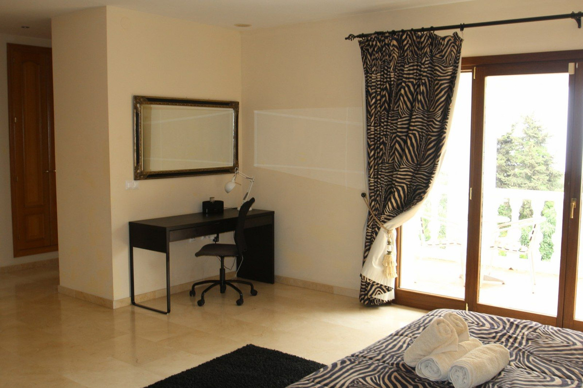 10 Bed, 10 Bath, HouseFor Sale, Benalmadena Pueblo, Malaga