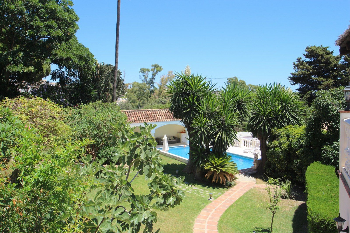 10 Bed, 10 Bath, HouseFor Sale, Benalmadena Pueblo, Malaga