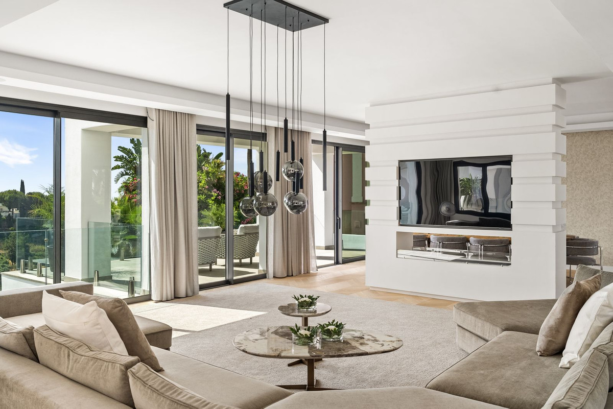 6 Bed, 6 Bath, HouseFor Sale, Los Flamingos Golf, Malaga