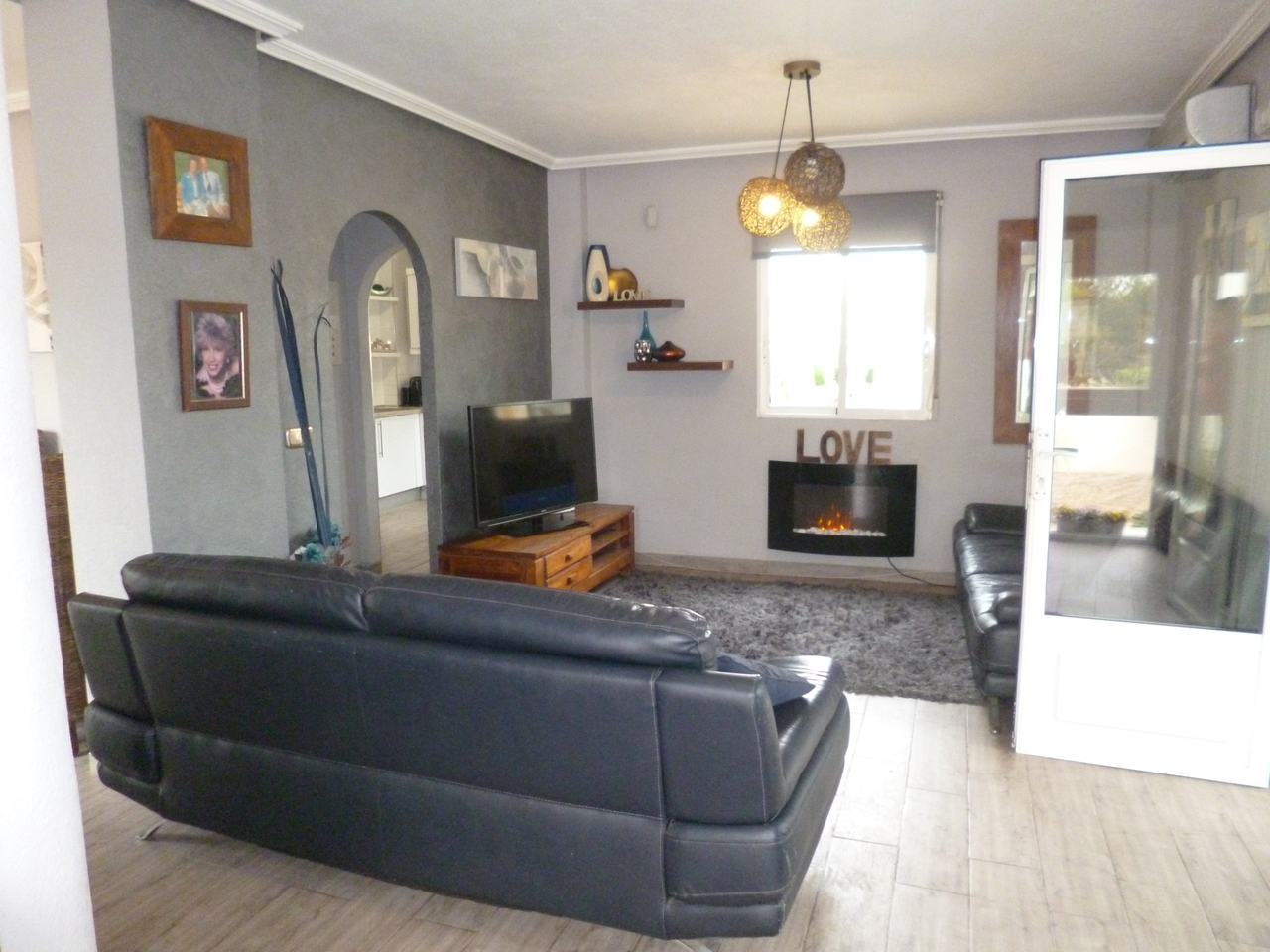 4 Bed, 3 Bath, HouseFor Sale, Playa Flamenca, Alicante