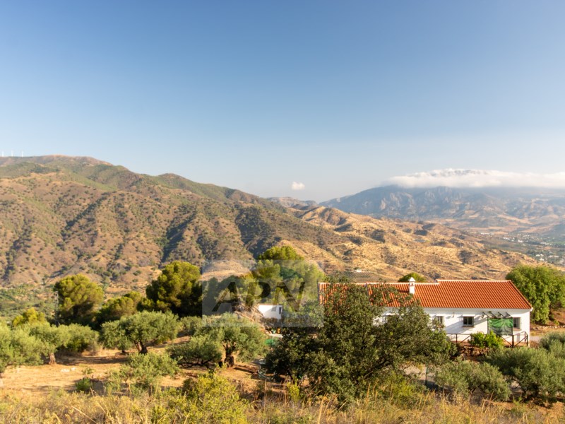 2 Bed, 4 Bath, HouseFor Sale, Álora, Malaga