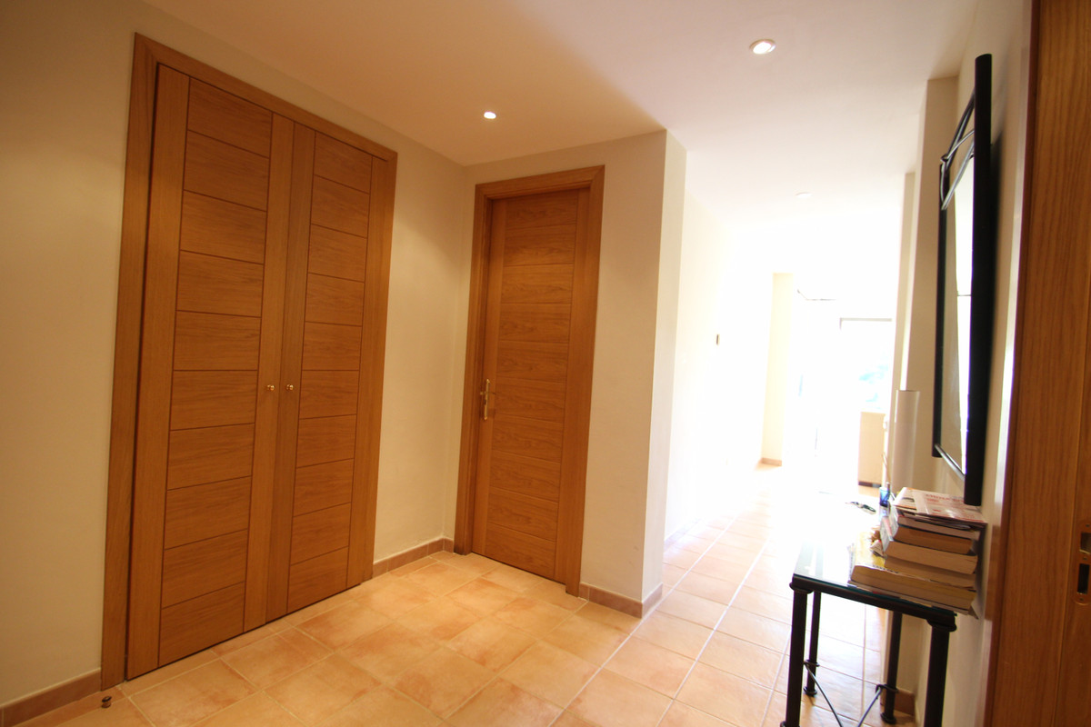 2 Bed, 2 Bath, ApartmentFor Sale, Marbella, Malaga