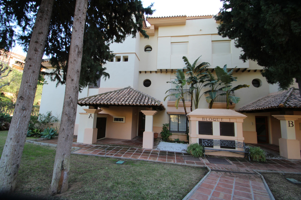 2 Bed, 2 Bath, ApartmentFor Sale, Marbella, Malaga
