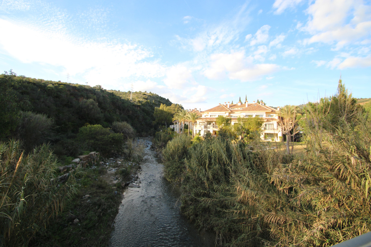2 Bed, 2 Bath, ApartmentFor Sale, Marbella, Malaga