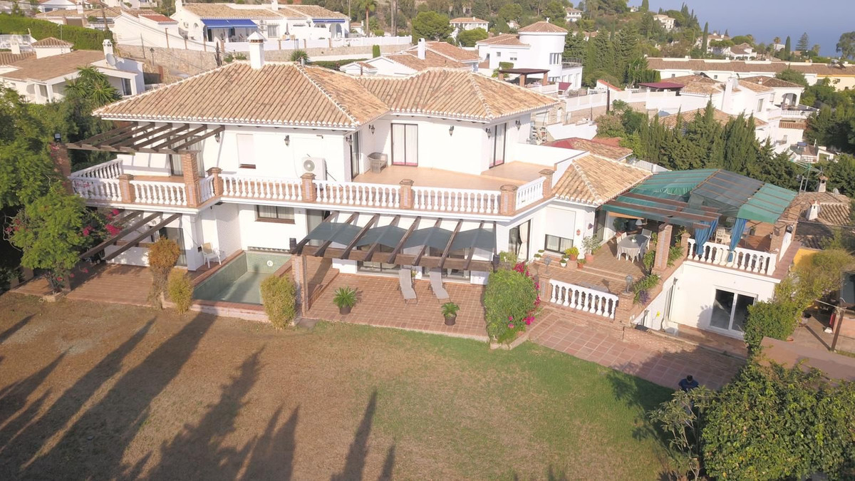 7 Bed, 7 Bath, HouseFor Sale, La Capellania, Malaga