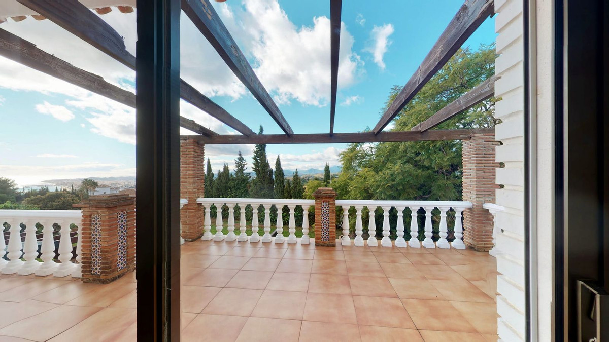 7 Bed, 7 Bath, HouseFor Sale, La Capellania, Malaga