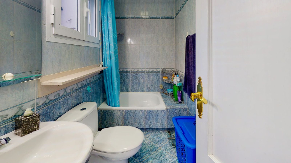 7 Bed, 7 Bath, HouseFor Sale, La Capellania, Malaga