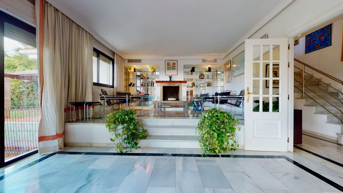 7 Bed, 7 Bath, HouseFor Sale, La Capellania, Malaga