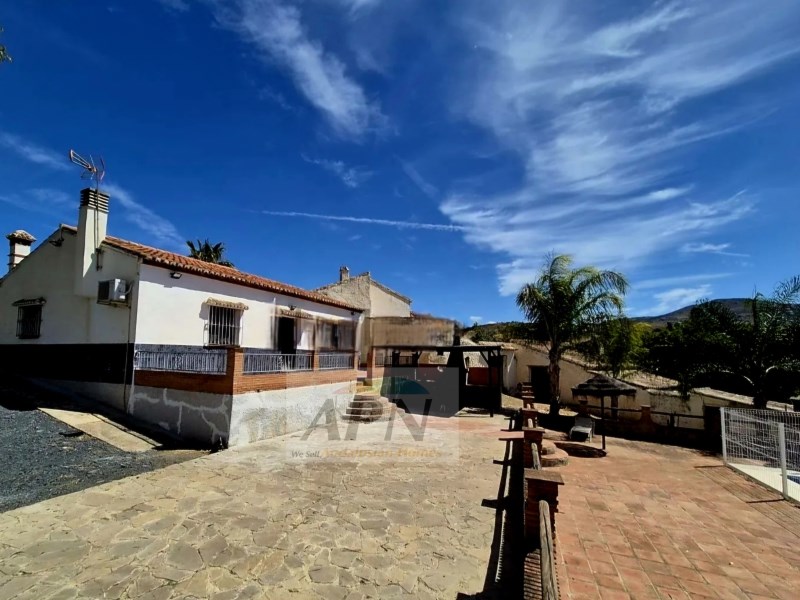 3 Bed, 1 Bath, HouseFor Sale, Álora, Malaga