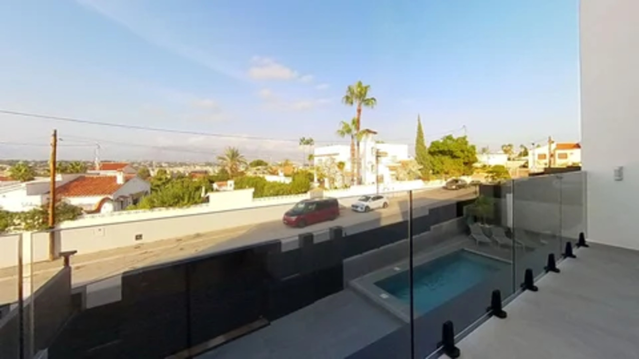 6 Bed, 6 Bath, HouseFor Sale, Albir, Alicante