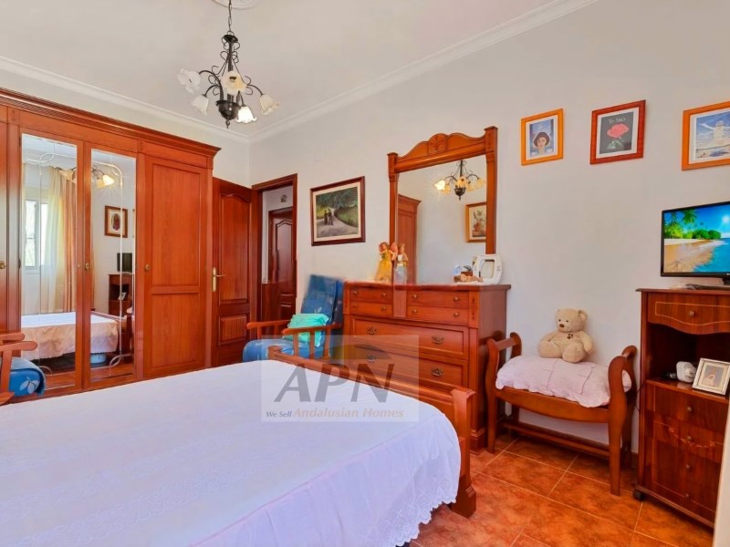 4 Bed, 2 Bath, HouseFor Sale, Álora, Malaga