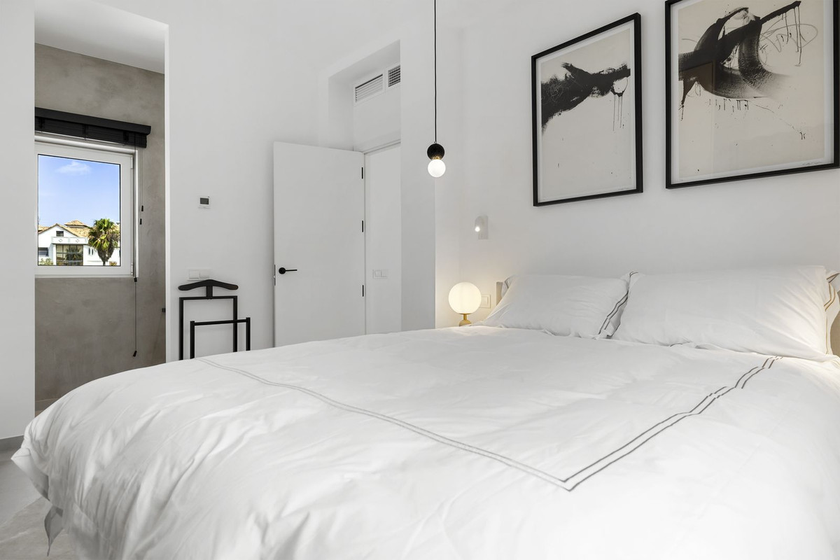 4 Bed, 4 Bath, HouseFor Sale, Casares Playa, Malaga