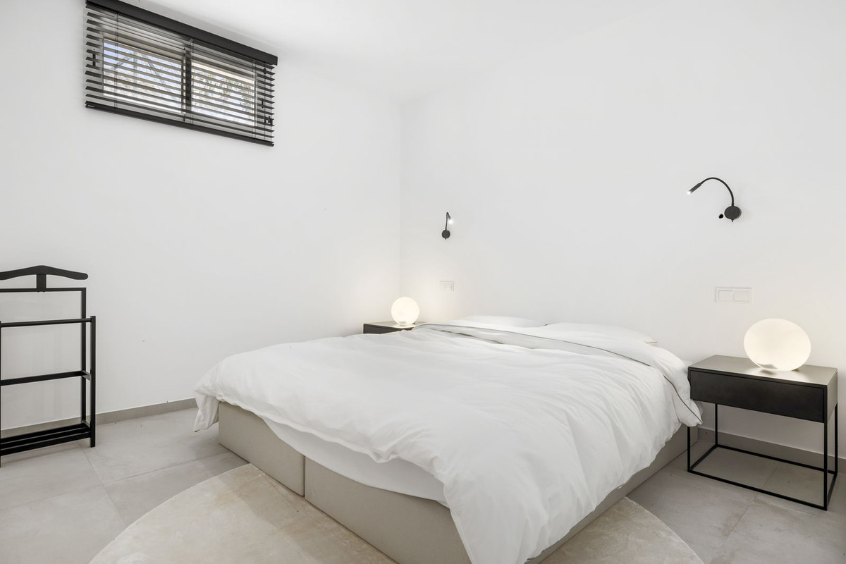 4 Bed, 4 Bath, HouseFor Sale, Casares Playa, Malaga