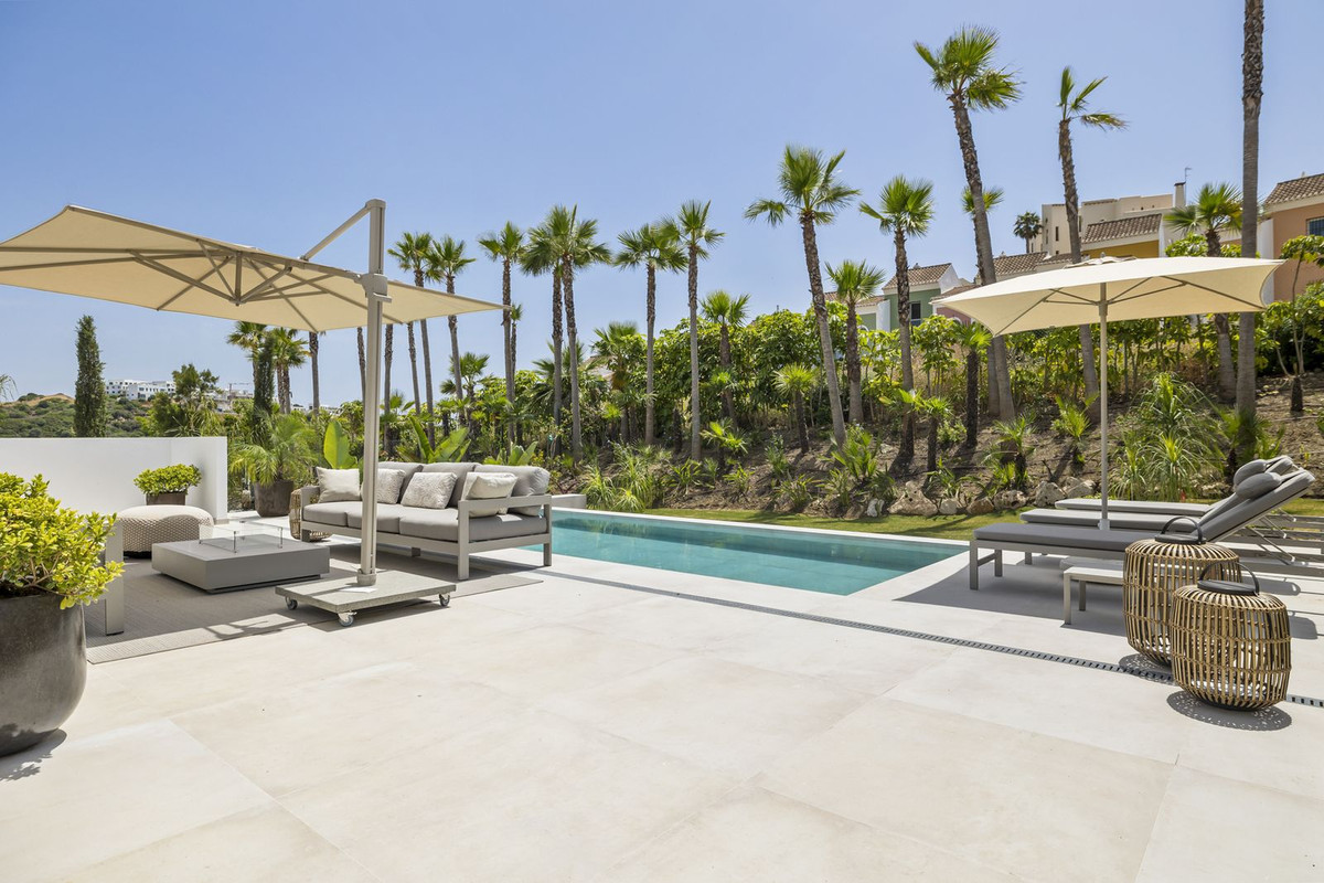 4 Bed, 4 Bath, HouseFor Sale, Casares Playa, Malaga