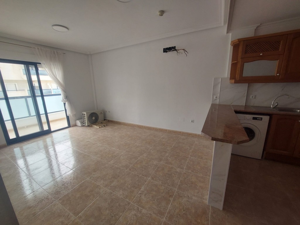 1 Bed, 1 Bath, ApartmentFor Sale, La Zenia, Alicante
