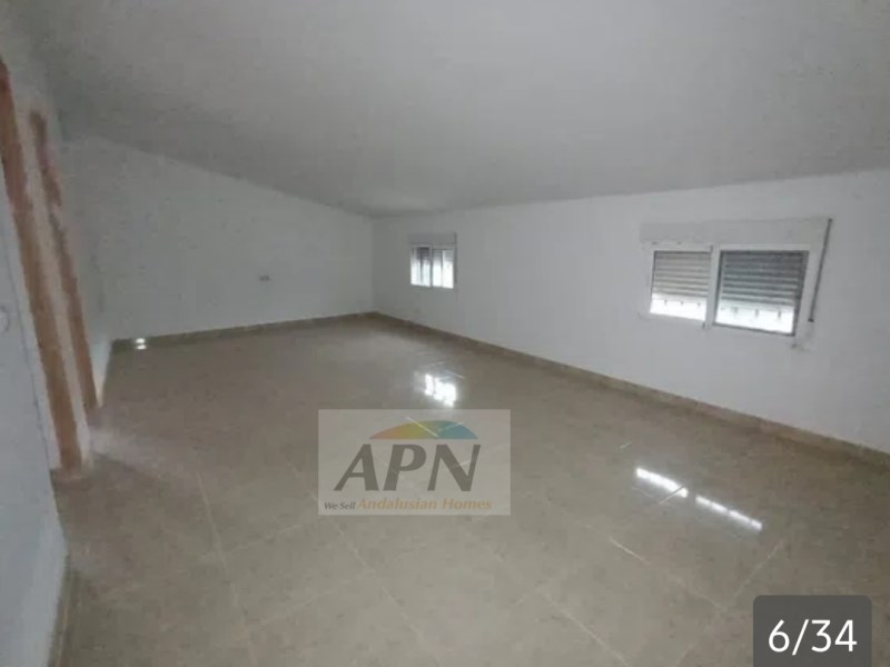5 Bed, 2 Bath, HouseFor Sale, Álora, Malaga