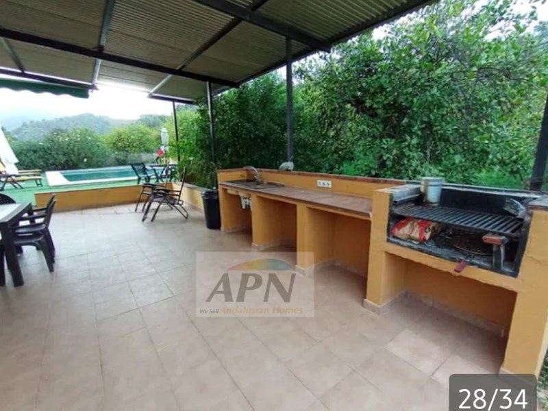 5 Bed, 2 Bath, HouseFor Sale, Álora, Malaga