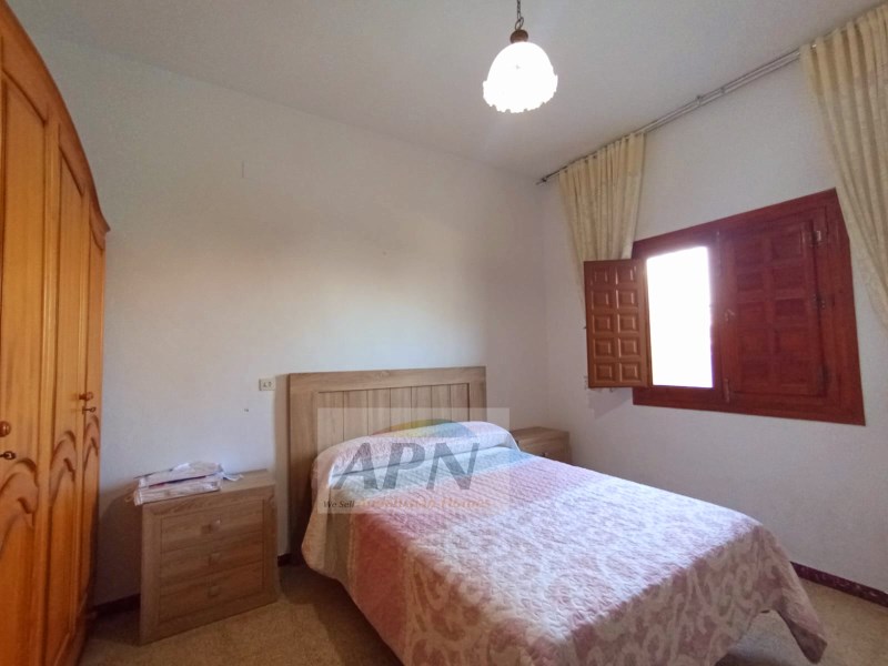 4 Bed, 2 Bath, HouseFor Sale, Álora, Malaga