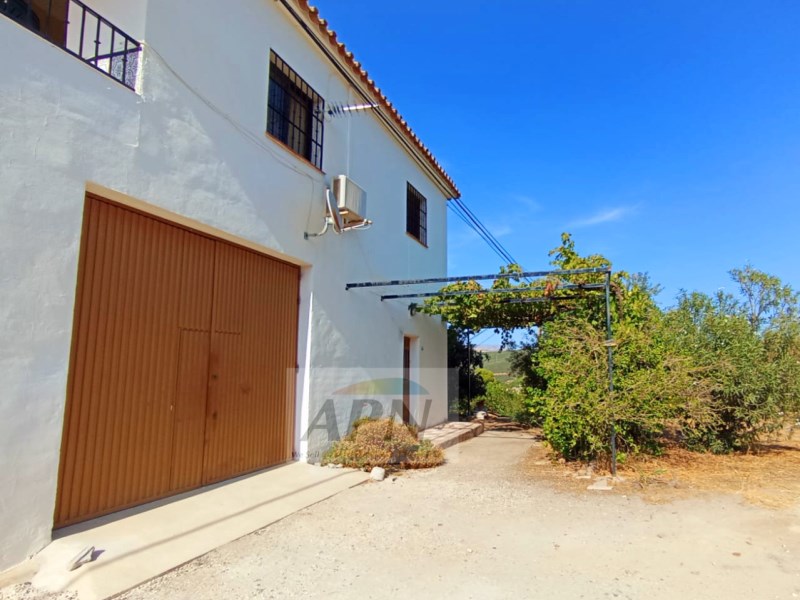 4 Bed, 2 Bath, HouseFor Sale, Álora, Malaga