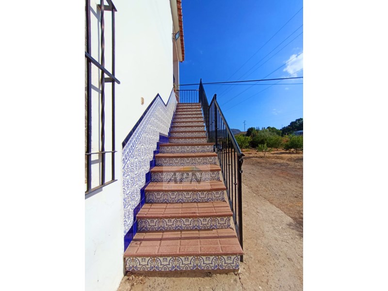 4 Bed, 2 Bath, HouseFor Sale, Álora, Malaga