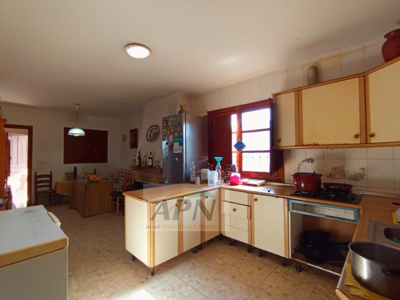 4 Bed, 2 Bath, HouseFor Sale, Álora, Malaga